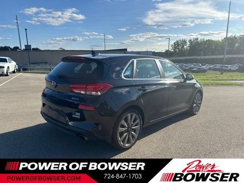 Used 2018 Hyundai Elantra GT Sport FWD image 8