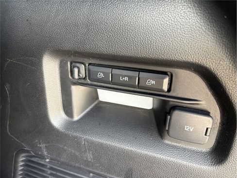 Used 2020 Ford Explorer Platinum w/ Premium Technology Package image 56