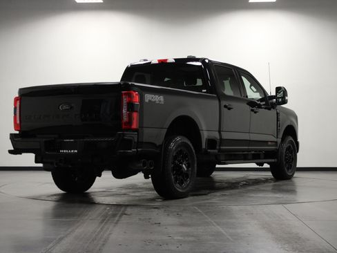 Used 2024 Ford F350 Lariat w/ Lariat Ultimate Package AWD/4WD image 4