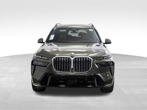 Used 2025 BMW X7 xDrive40i w/ M Sport Package image 8
