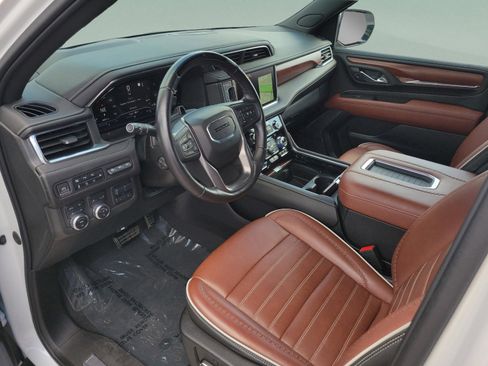 Used 2023 GMC Yukon Denali Ultimate image 18