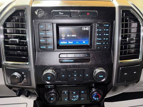 Used 2017 Ford F250 XLT AWD/4WD image 19