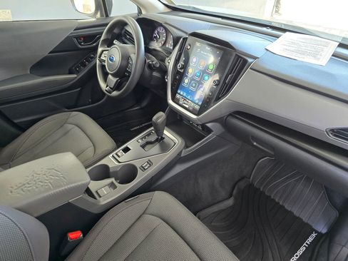 Used 2024 Subaru Crosstrek 2.0i Premium image 10