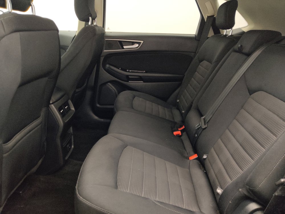 Used 2018 Ford Edge SEL AWD/4WD image 18