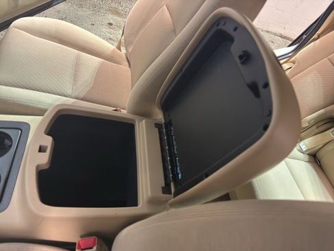 Used 2009 Chevrolet Tahoe LT w/ Convenience Package image 19