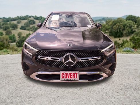 Used 2024 Mercedes-Benz GLC 300 4MATIC image 2
