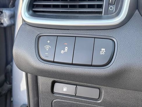 Used 2020 Kia Sorento S FWD image 22