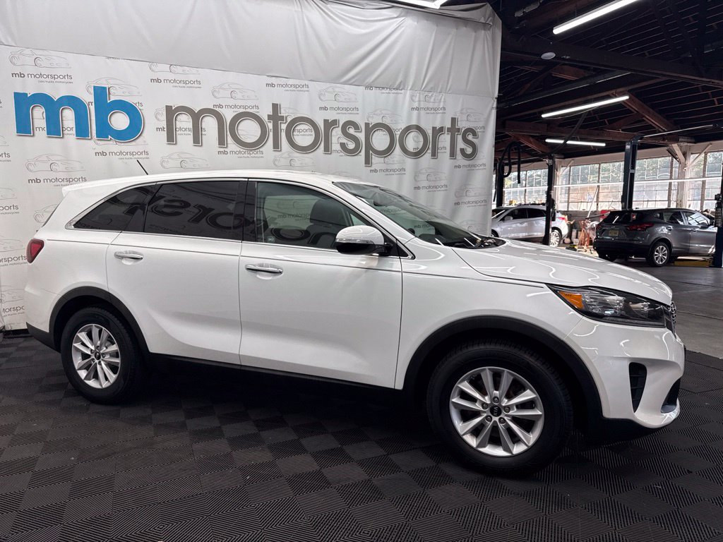 Used 2019 Kia Sorento FWD image 10