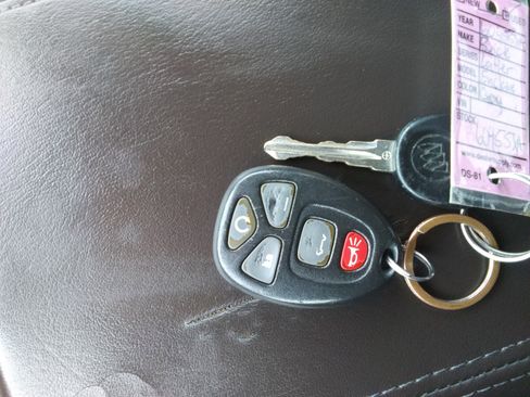 Used 2012 Buick Enclave Leather image 18