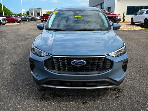 Used 2023 Ford Escape Active w/ Tech Pack #2 AWD/4WD image 10
