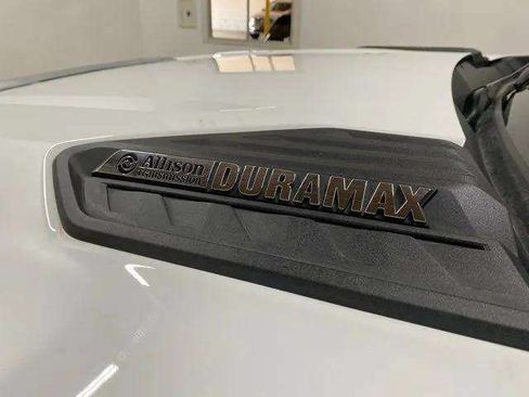 Used 2025 Chevrolet Silverado 2500 LT AWD/4WD image 94
