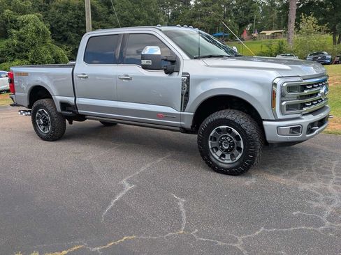 Used 2024 Ford F250 Platinum w/ Tremor Off-Road Package AWD/4WD image 8