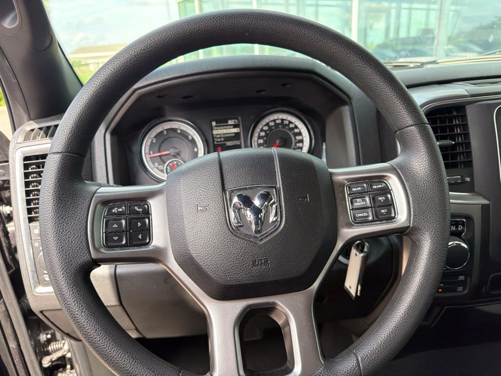 Used 2024 RAM 1500 Warlock AWD/4WD image 10