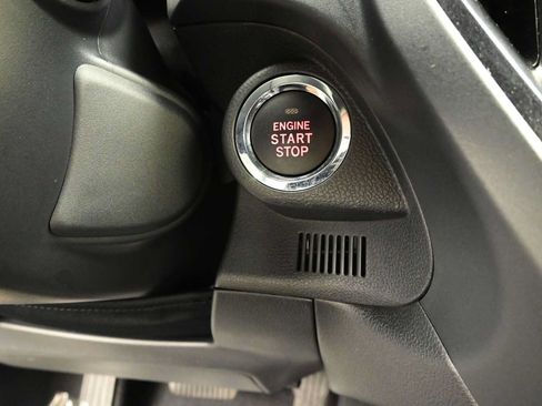 Used 2025 Subaru Forester Premium AWD/4WD image 16