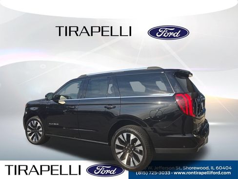 Certified 2025 Ford Expedition Platinum w/ Driver's Package AWD/4WD image 4