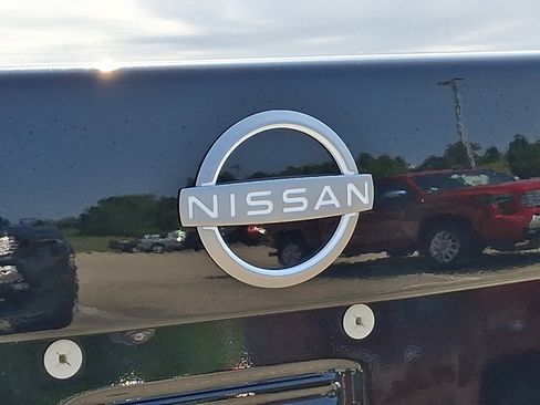 Used 2024 Nissan Sentra SV FWD image 29