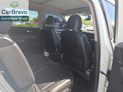 Used 2023 Volkswagen Atlas SE w/ Panoramic Sunroof Package AWD/4WD image 27