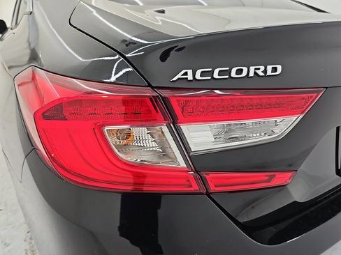 Used 2022 Honda Accord LX image 37