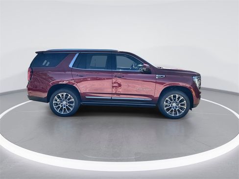 New 2026 GMC Yukon Denali w/ Sun & Power Step Package image 9
