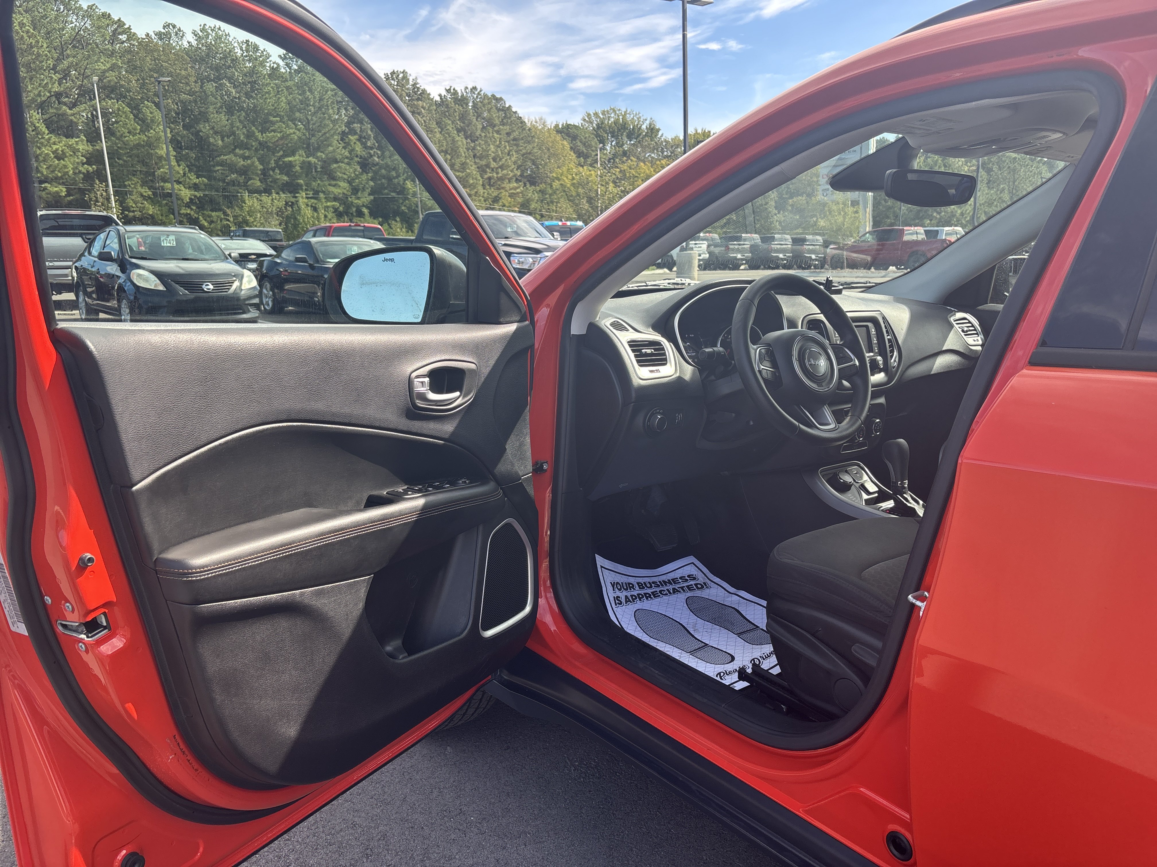 Used 2017 Jeep Compass Sport AWD/4WD image 10