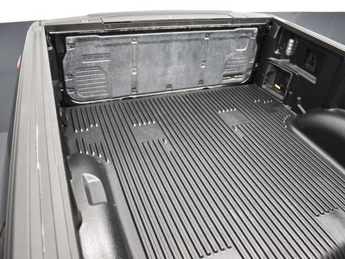 Used 2022 Ford F150 XLT w/ Equipment Group 302A High image 40