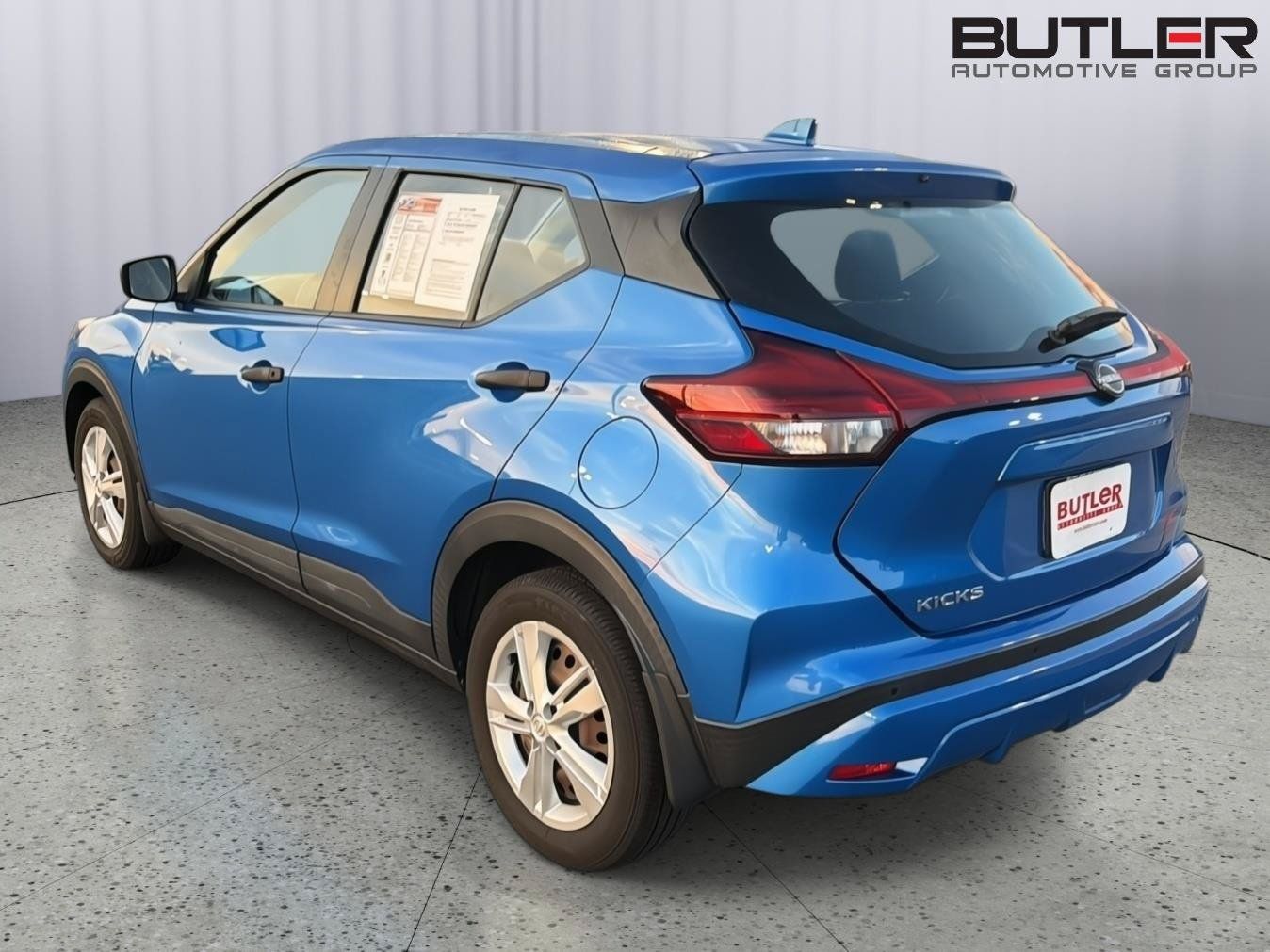 Used 2024 Nissan Kicks S FWD image 4