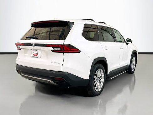 New 2026 Toyota Grand Highlander AWD image 4