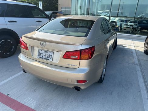 Used 2006 Lexus IS 250 RWD image 7