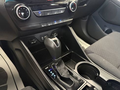Used 2021 Hyundai Tucson SE FWD image 19