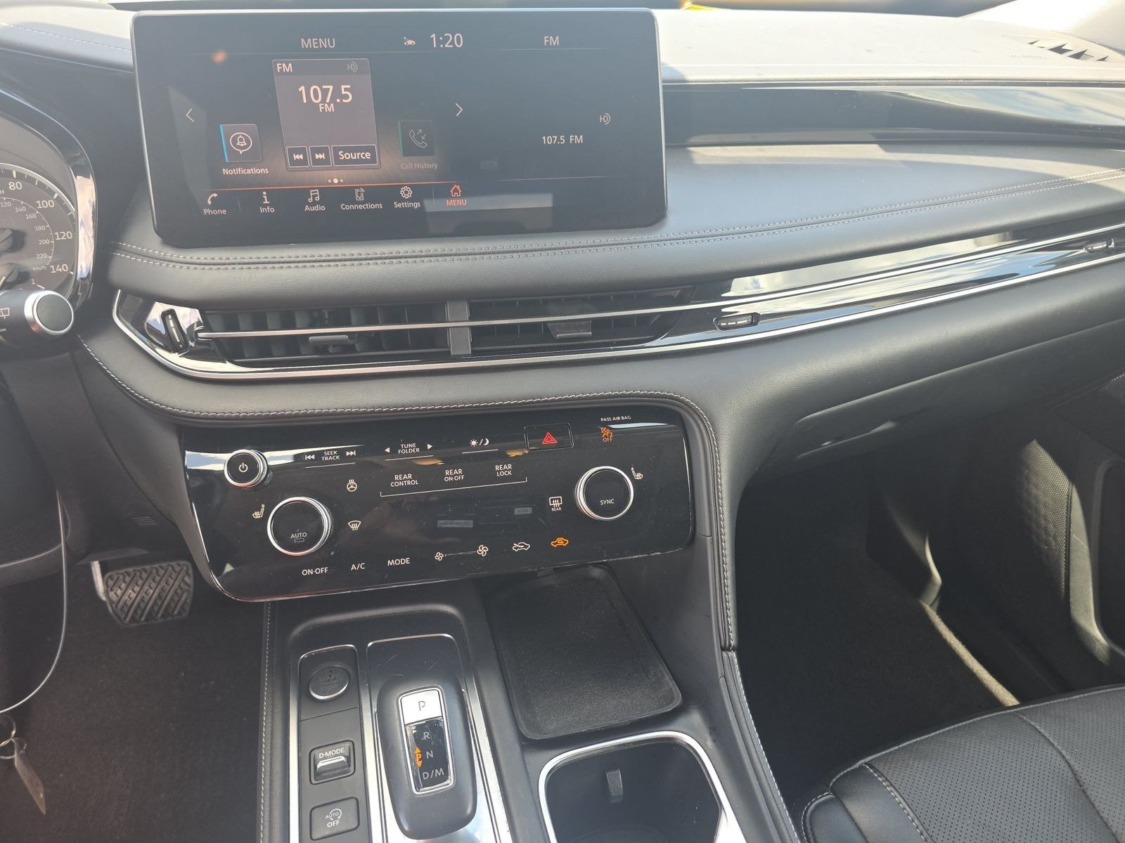 Used 2024 INFINITI QX60 Pure AWD/4WD image 4