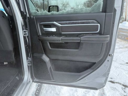 Used 2024 RAM 2500 Big Horn w/ Bed Utility Group image 29