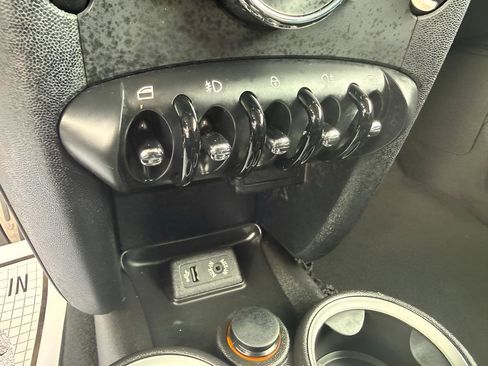 Used 2013 MINI Cooper S image 20