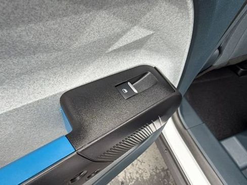 New 2025 Ford Maverick XLT image 15