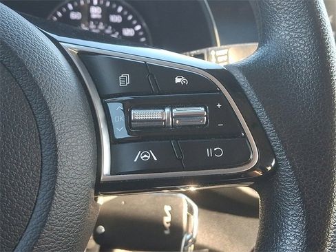 Certified 2023 Kia Forte LXS image 23