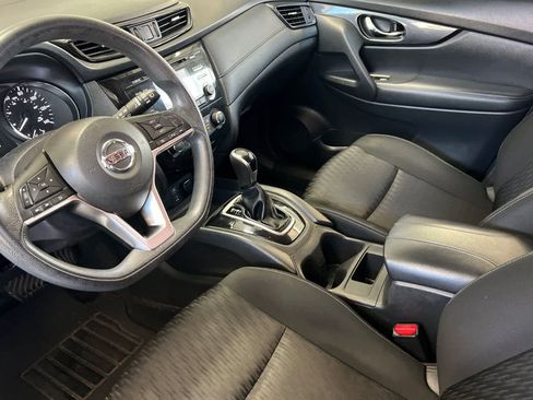 Used 2017 Nissan Rogue S FWD image 14