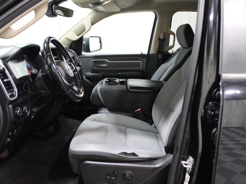 Used 2020 RAM 1500 Big Horn image 3