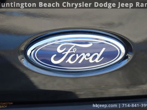 Used 2023 Ford Transit 350 XLT image 7