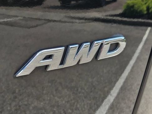 Used 2018 Honda CR-V Touring image 9