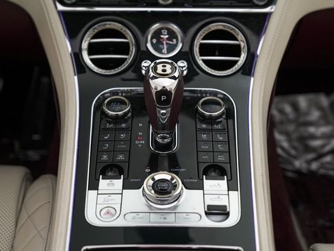 Used 2020 Bentley Continental GT image 44