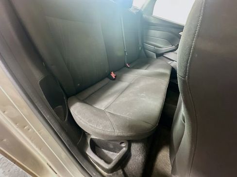 Used 2015 Ford Focus SE image 23