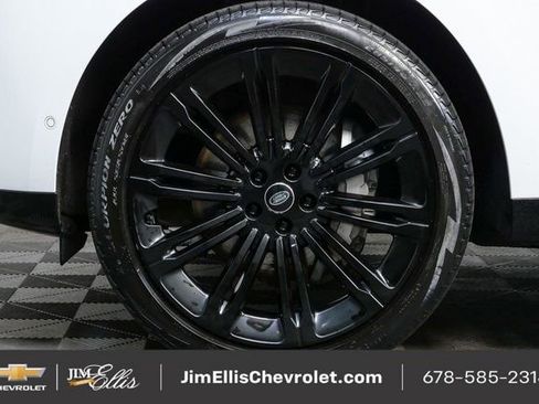 Used 2024 Land Rover Range Rover SE image 39