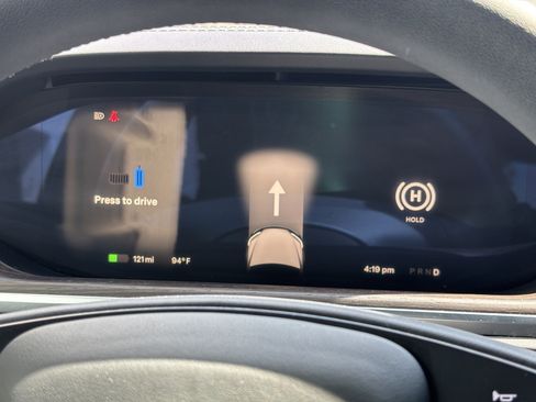 Used 2023 Tesla Model X AWD/4WD image 12