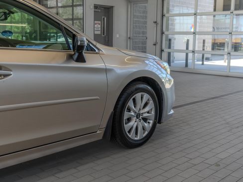 Used 2015 Subaru Legacy 2.5i Premium AWD/4WD image 30