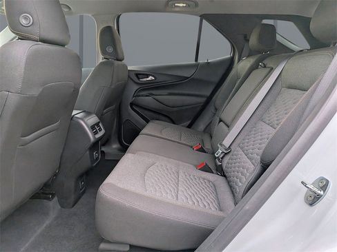 Used 2021 Chevrolet Equinox LT image 14