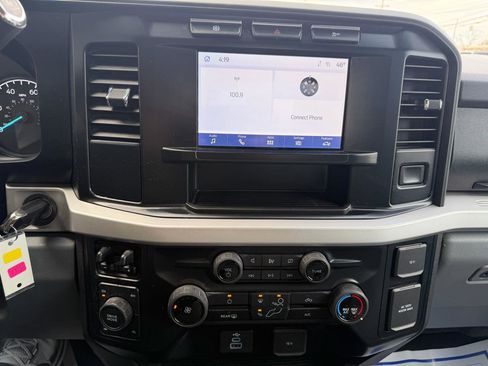 Used 2023 Ford F250 XLT w/ Snow Plow Prep Package image 15