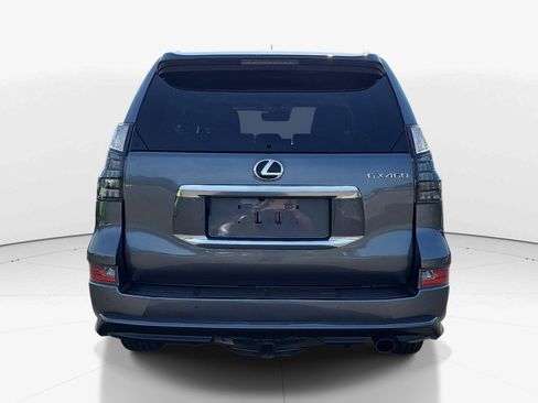 Used 2023 Lexus GX 460 Premium w/ Accessory Package AWD/4WD image 5