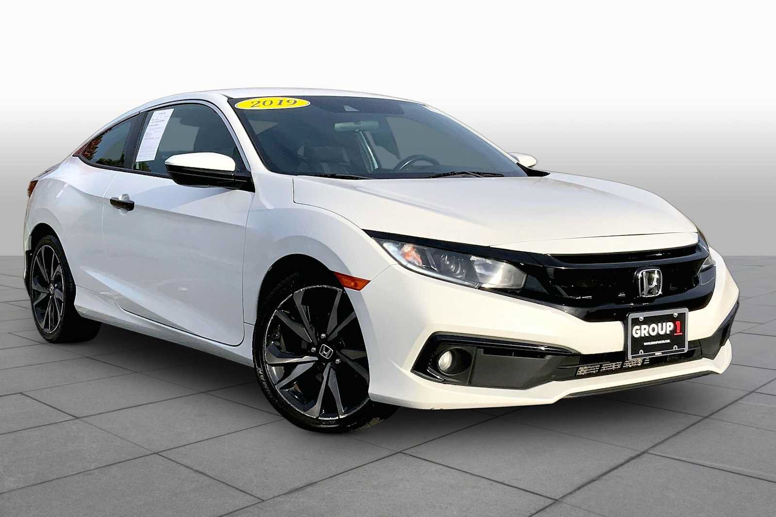 Used 2019 Honda Civic Sport image 2