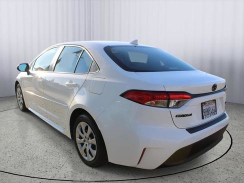 Certified 2023 Toyota Corolla LE image 7