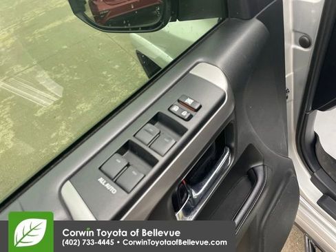 Used 2022 Toyota 4Runner TRD Sport image 11