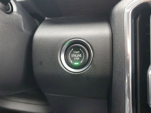 New 2026 GMC Acadia Denali w/ Super Cruise Package image 30